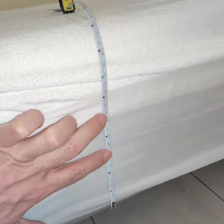 Zen With Balcony And Wifi Fiber Saloniki