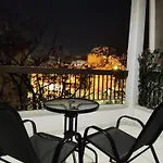 Zen With Balcony And Wifi Fiber Διαμέρισμα Θεσσαλονίκη
